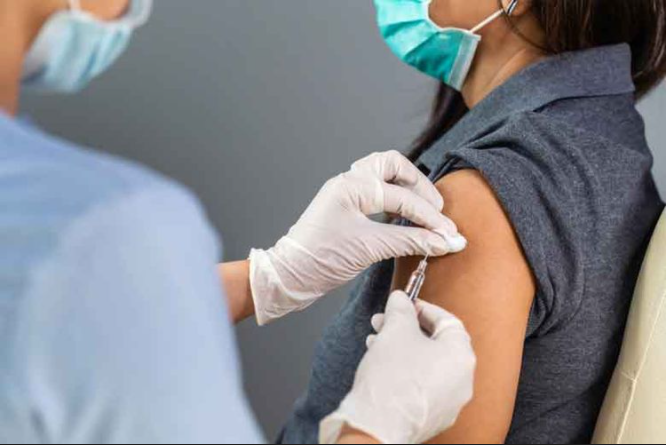 Cara Daftar Vaksinasi Covid-19 Berbayar di 8 Klinik Kimia Farma